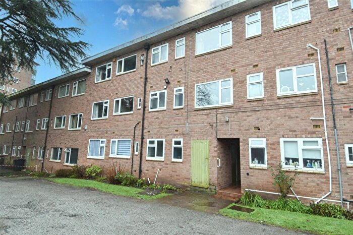 2 Bedroom Apartment To Rent In Yardley Wood Road, Moseley, Birmingham, B13