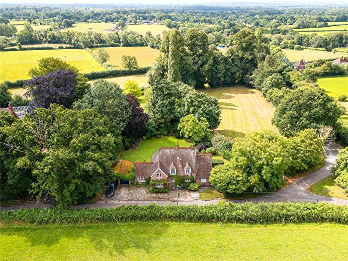 4 Bedroom Detached House For Sale In Pound Lane, Plaitford, Romsey, Hampshire, SO51