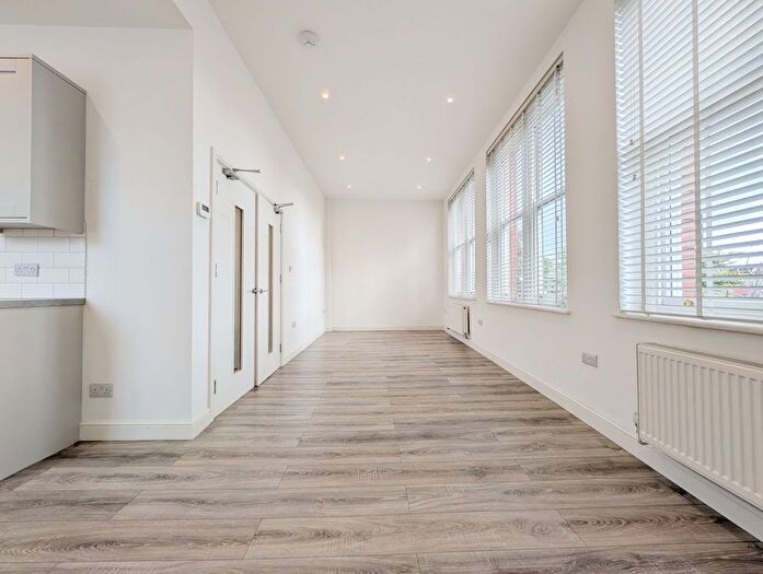 1 Bedroom Flat To Rent In Chapel Street, Tyldesley, M29