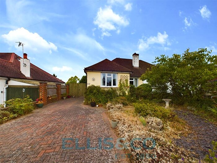 2 Bedroom Bungalow To Rent In Orchard Drive, Tonbridge, Kent, TN10