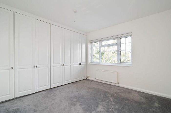4 Bedroom Property To Rent In Granleigh Rd, London, E11