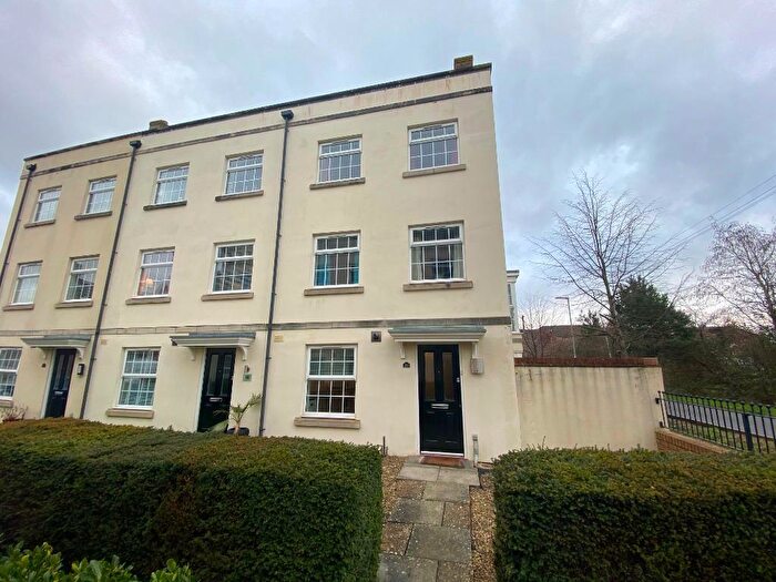 3 Bedroom Town House To Rent In Prospero Way, Haydon End, Swindon, SN25