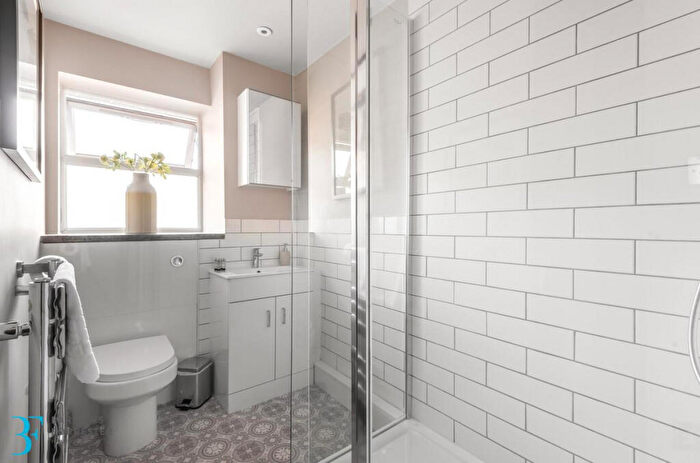 2 Bedroom Apartment To Rent In Chamberlain Court, Birmingham, B18