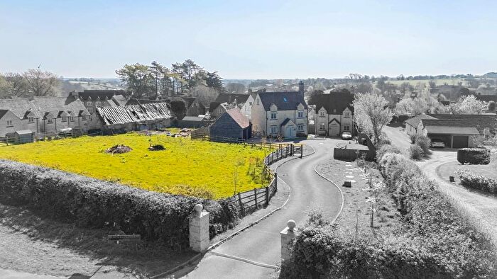 4 Bedroom Detached House For Sale In Nympsfield, Stonehouse, GL10