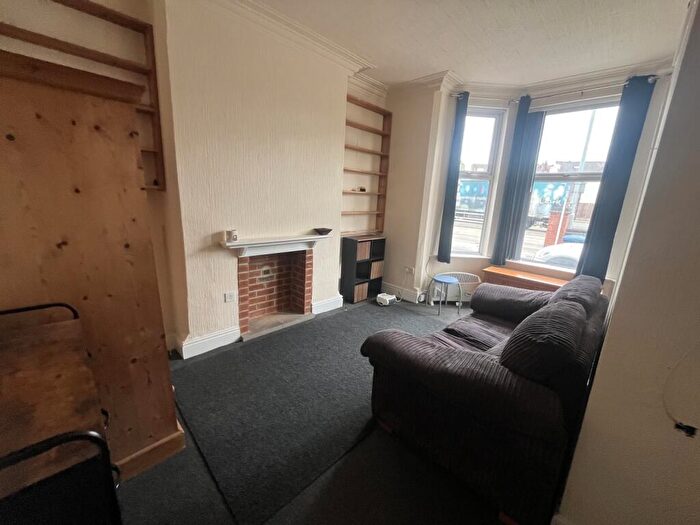 Terraced House To Rent In Radcliffe Road, West Bridgford, Nottingham, Nottinghamshire, NG2