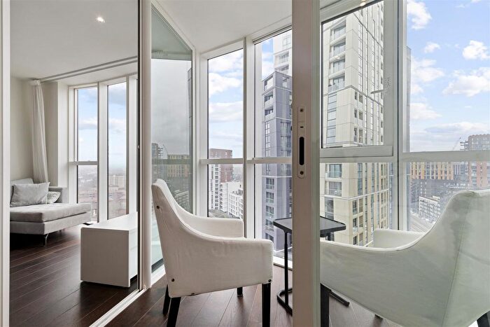 2 Bedroom Flat To Rent In Sky Gardens, Wandsworth Road, Nine Elms, London, SW8