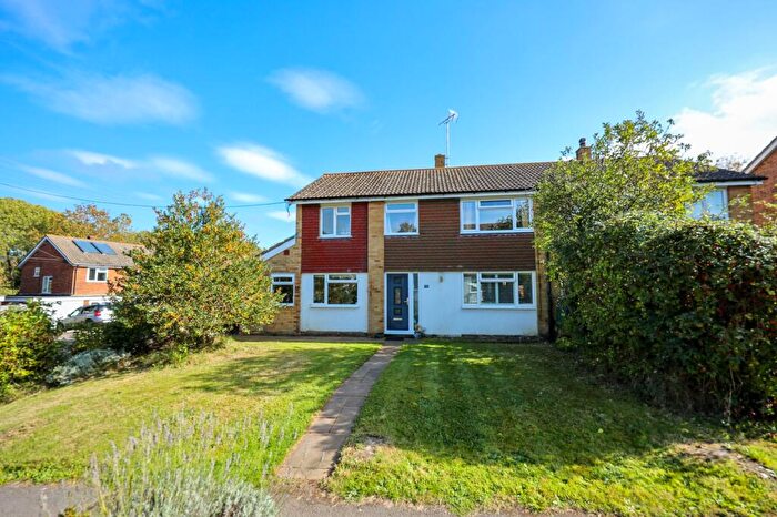 5 Bedroom Semi-Detached House For Sale In East View Fields, Plumpton Green, BN7
