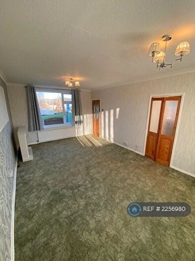 3 Bedroom Semi-Detached House To Rent In The Ridgway, Romiley, Stockport, SK6