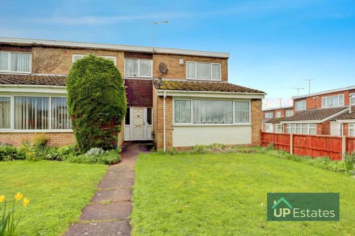 3 Bedroom Semi-Detached House To Rent In Arne Road, Walsgrave, Coventry, CV2