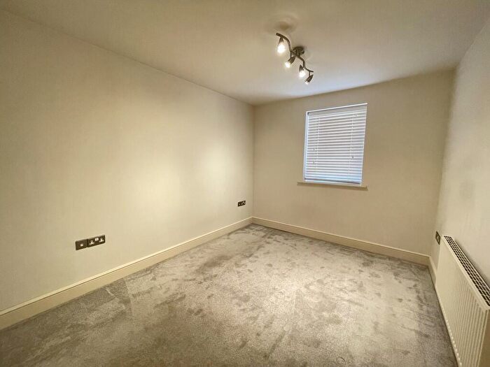 2 Bedroom Apartment To Rent In Greestone Mount, Lincoln, LN2