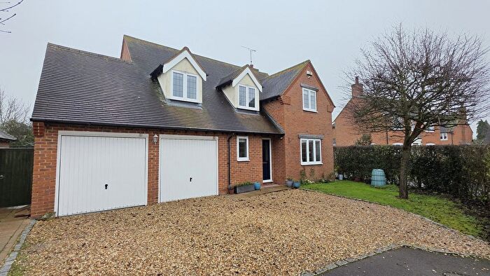 4 Bedroom Detached House For Sale In Hedges Close, Ladbroke, CV47