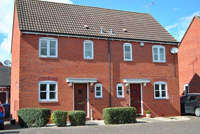 3 Bedroom Semi Detached House To Rent In Cambrian Road, Walton Cardiff, Tewkesbury, Gloucestershire, GL20