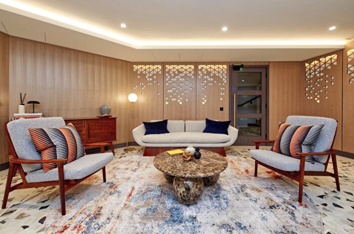 1 Bedroom Flat To Rent In Aspen, Marsh Wall, Canary Wharf, London, E14