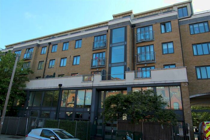 1 Bedroom Property To Rent In Fairfield Road, Bow, London, E3