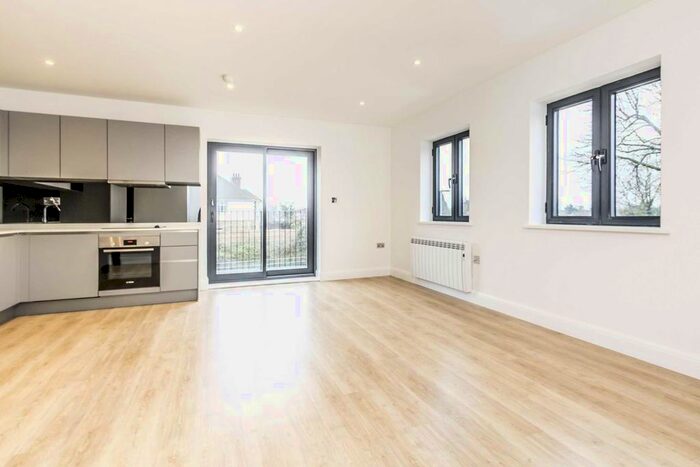 1 Bedroom Flat To Rent In Gunnersbury Avenue, London, W5