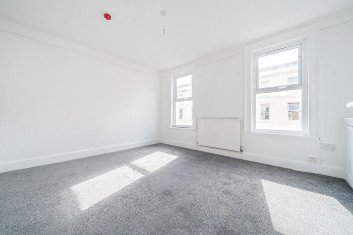 8 Bedroom Terraced House For Sale In Cromwell Street, Gloucester, GL1