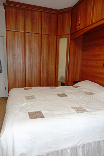 2 Bedroom Apartment To Rent In Lowlands Road, Harrow, HA1