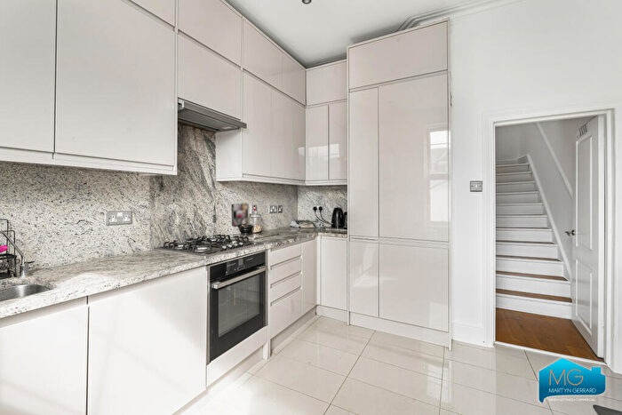 4 Bedroom Apartment To Rent In Alexandra Park Road, London, N10