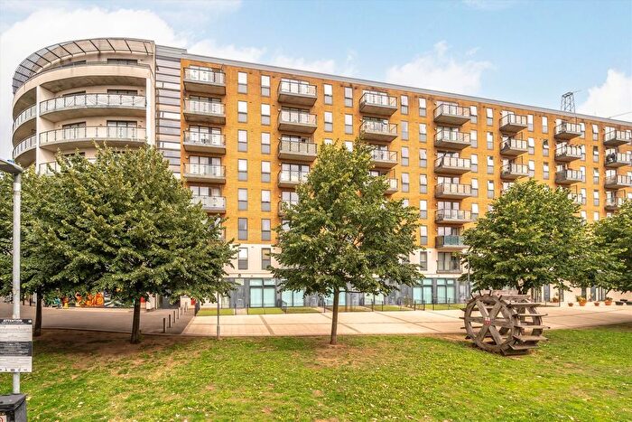 1 Bedroom Flat To Rent In Durnsford Road, Wimbledon, SW19