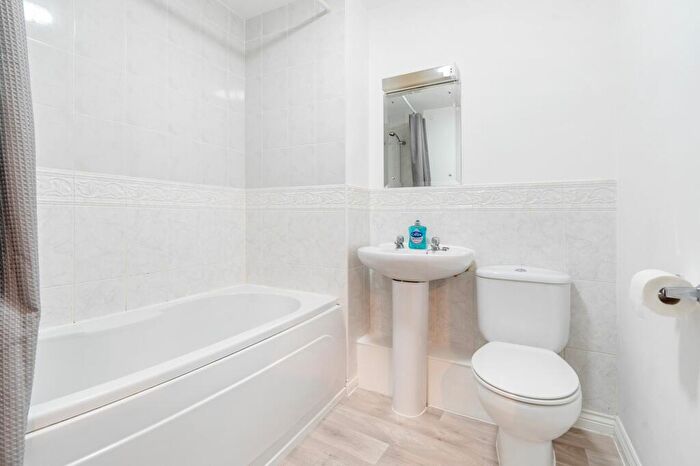 2 Bedroom Apartment For Sale In Turberville Place, Warwick - % Of Outstanding Shared Ownership Apartment, CV34