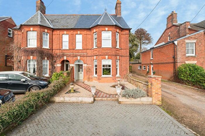 4 Bedroom Character Property For Sale In Norwich Road, Fakenham, NR21