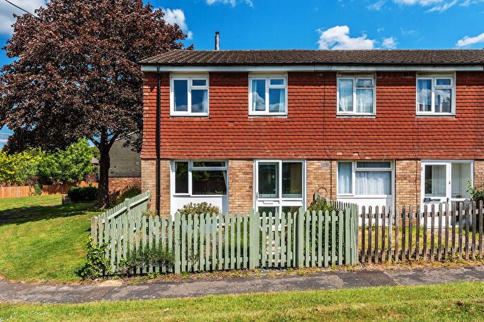 3 Bedroom End Of Terrace House For Sale In Cobbetts Ride, Tunbridge Wells, TN2