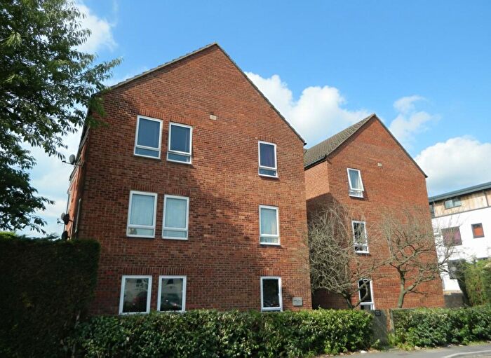 1 Bedroom Flat To Rent In Station Road, Lane House, RH13