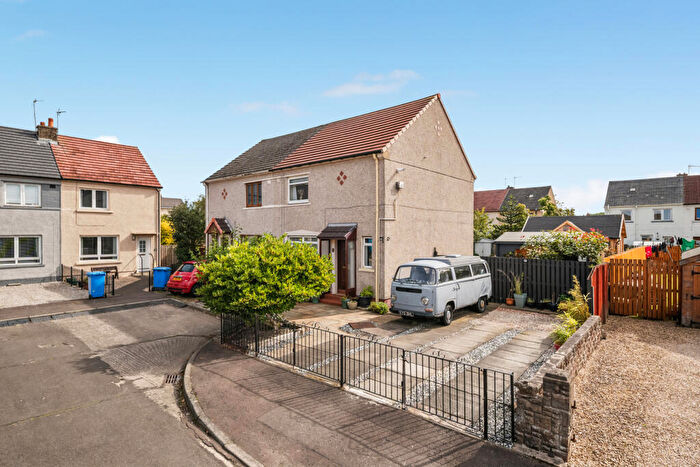 3 Bedroom Semi-Detached House For Sale In Ritchie Place, Grangemouth, FK3
