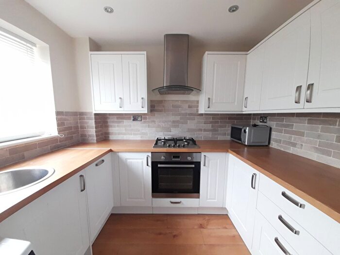 2 Bedroom Property To Rent In Hexham Gardens, Milton Keynes, MK3