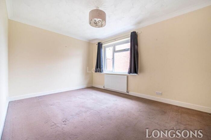 2 Bedroom Detached Bungalow For Sale In Kingsfisher Way, Watton, IP25