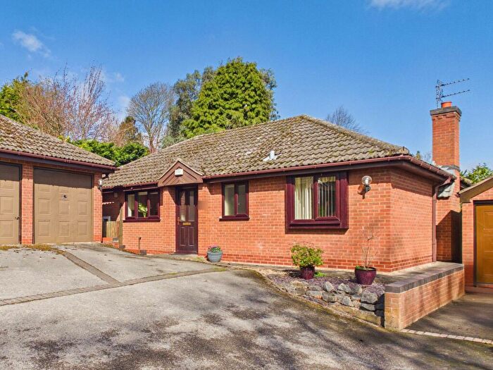 2 Bedroom Detached Bungalow For Sale In Conway Road, Carlton, Nottingham, NG4