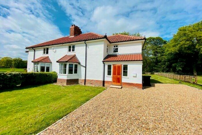 4 Bedroom Cottage To Rent In Wattlefield, Wymondham, NR18