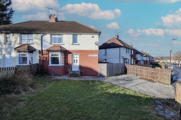 4 Bedroom Semi Detached House For Sale In Bowness Avenue, Bradford, West Yorkshire, BD10