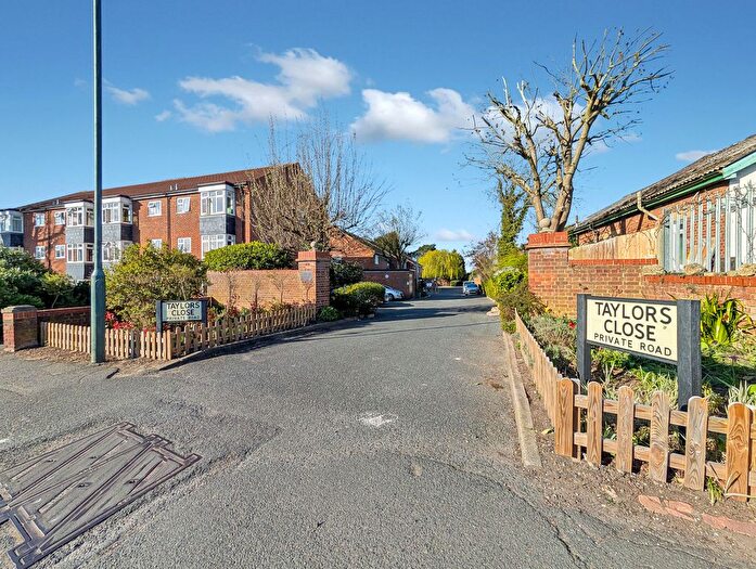 1 Bedroom Maisonette To Rent In Taylors Close, Sidcup, DA14