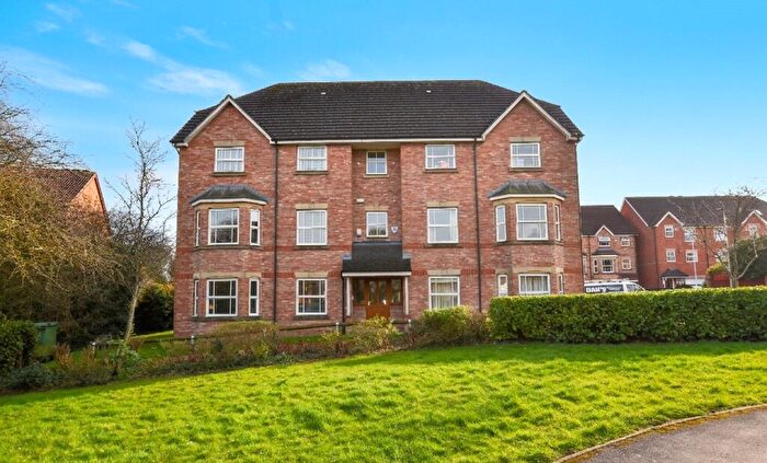 2 Bedroom Apartment For Sale In Keelham Drive, Leeds, West Yorkshire, LS19