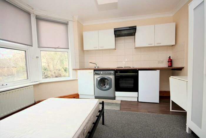 Studio To Rent In Church Lane, London, N8