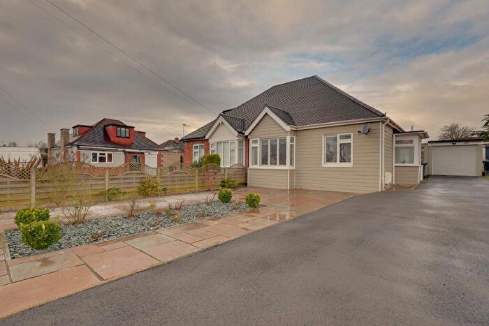 2 Bedroom Semi-Detached Bungalow For Sale In Park Lane, Bedhampton, Havant, PO9
