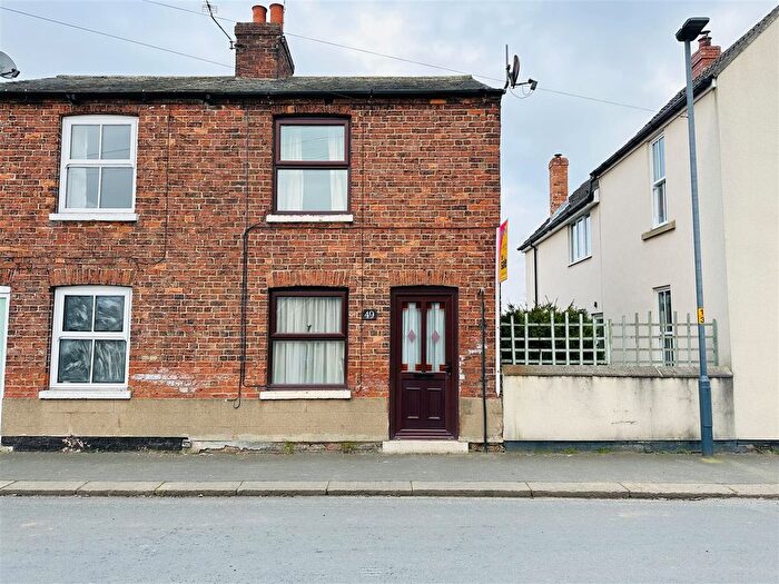 2 Bedroom Semi-Detached House For Sale In Wistowgate, Cawood, Selby, YO8