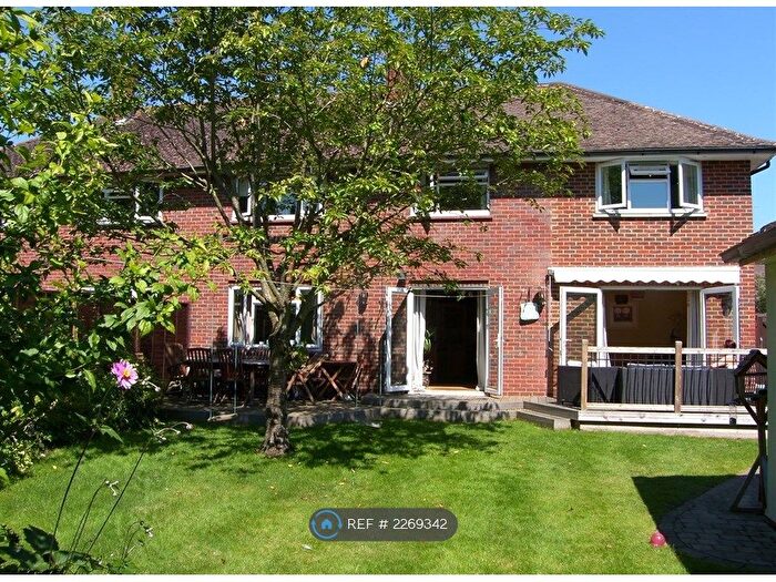 4 Bedroom Semi-Detached House To Rent In Bracken Way, Chobham, Woking, GU24