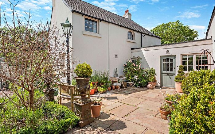 4 Bedroom Detached House For Sale In Northwich Road, Higher Whitley, Warrington, Cheshire, WA4