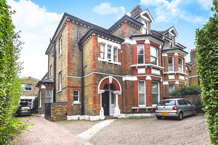 1 Bedroom Flat To Rent In Earlsfield Road, Earlsfield, London, SW18