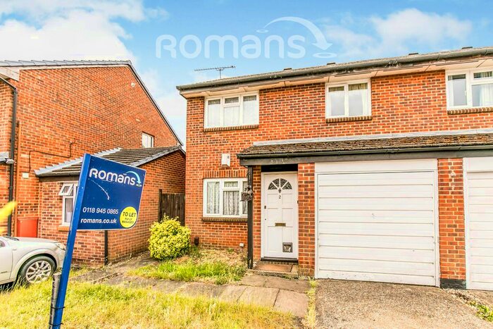 3 Bedroom Semi-Detached House To Rent In Binbrook Close, Lower Earley, Reading, RG6