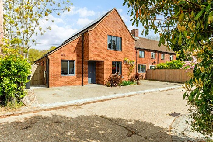 4 Bedroom End Of Terrace House For Sale In Bix Common, Henley On Thames, RG9