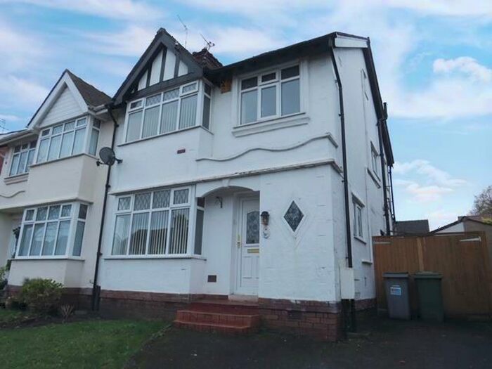 3 Bedroom Semi-Detached House To Rent In Kingsville Road, Wirral, CH63