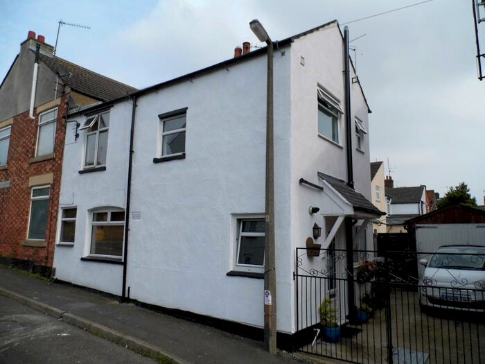 2 Bedroom End Of Terrace House To Rent In Ragsdale Street, Rothwell, Northamptonshire, NN14