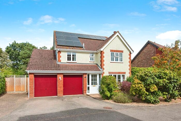 5 Bedroom Detached House For Sale In Valentine Way, Hessett, Bury St. Edmunds, IP30