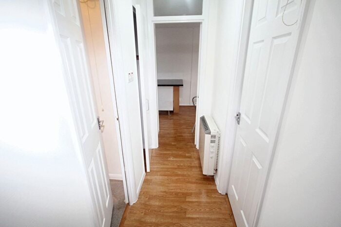 1 Bedroom Flat To Rent In Copthorne Mews, Hayes, UB3