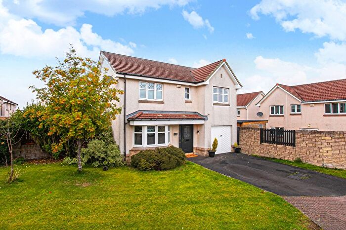4 Bedroom Detached House For Sale In Mcintosh Park, Kirkcaldy, KY2