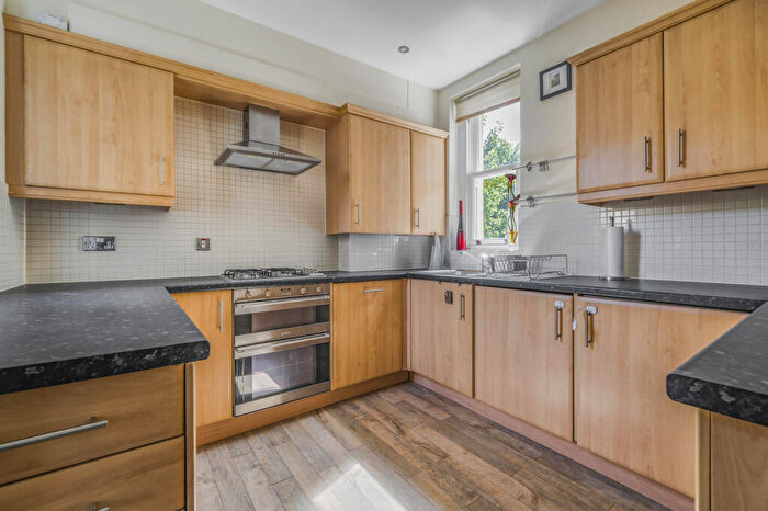 2 Bedroom Apartment To Rent In Kings Road, Reading, Berkshire, RG1