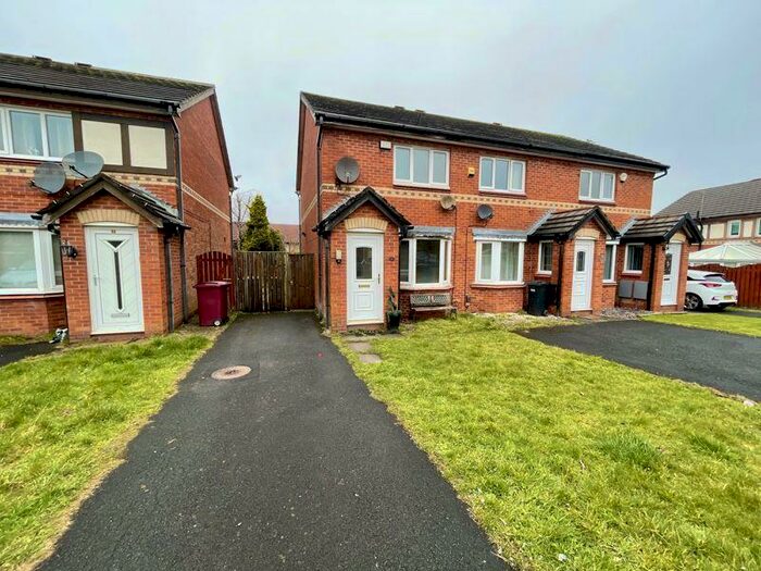 2 Bedroom Property To Rent In Stonehaven, Beaumont Chase, Bolton, Lancashire, BL3